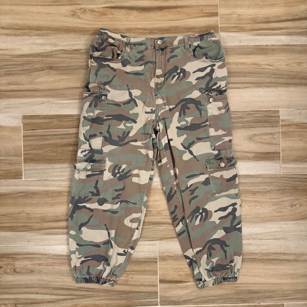 Almost Famous Camo Cargo Jogger Pants Size 2X Green Brown Utility Streetwear